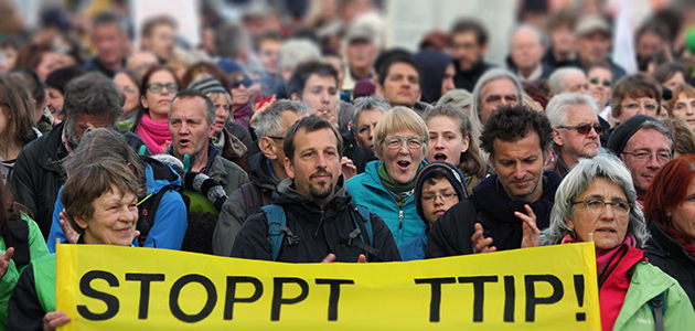 Kommen Sie zur Demo im Oktober Kommen Sie zur Demo im Oktober